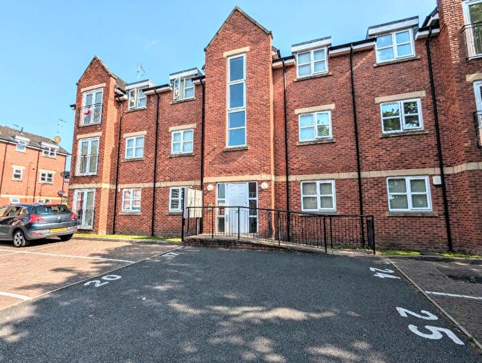 2 Bedroom Apartment To Rent In Hindsford Bridge Mews, Atherton, Manchester, M46