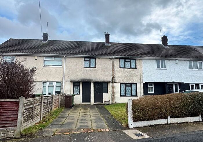 3 Bedroom Town House For Sale In Louis Braille Close, Bootle, Merseyside, L30