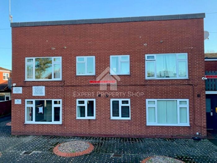 1 Bedroom Flat For Sale In Lanchester Gardens, Worksop, S80