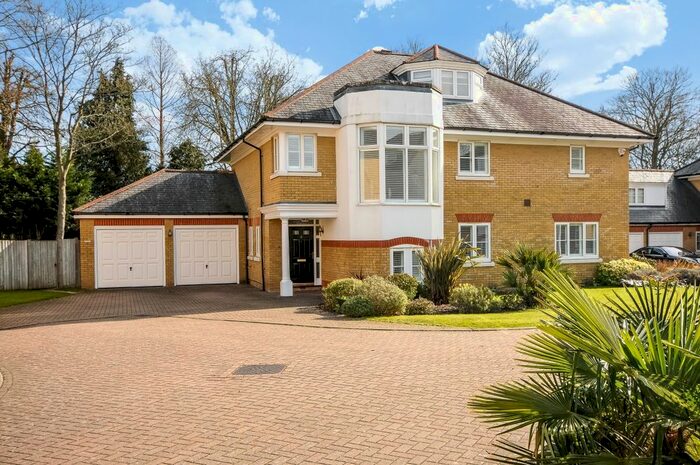 5 Bedroom Detached House To Rent In St. David's Drive, Englefield Green, Egham, TW20
