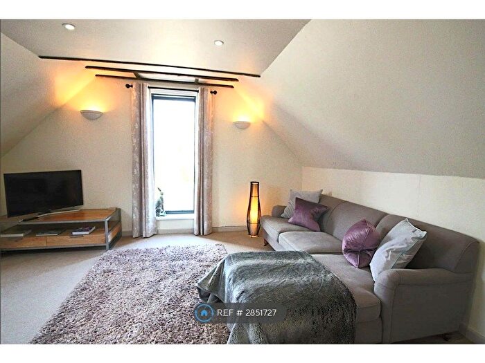 1 Bedroom Flat To Rent In Frith Farm House, Faversham, ME13