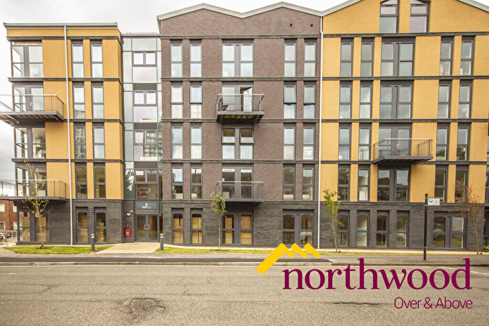 2 Bedroom Flat To Rent In Communication Row, City Centre, Birmingham, B15