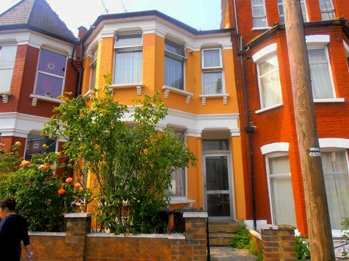 2 Bedroom Flat To Rent In Seymour Road, Haringey, Turnpike Lane, London, N8