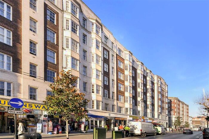 Studio To Rent In Queensway, London, W2