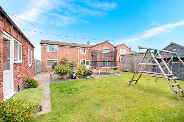 3 Bedroom Cottage For Sale In North Road, Retford, DN22