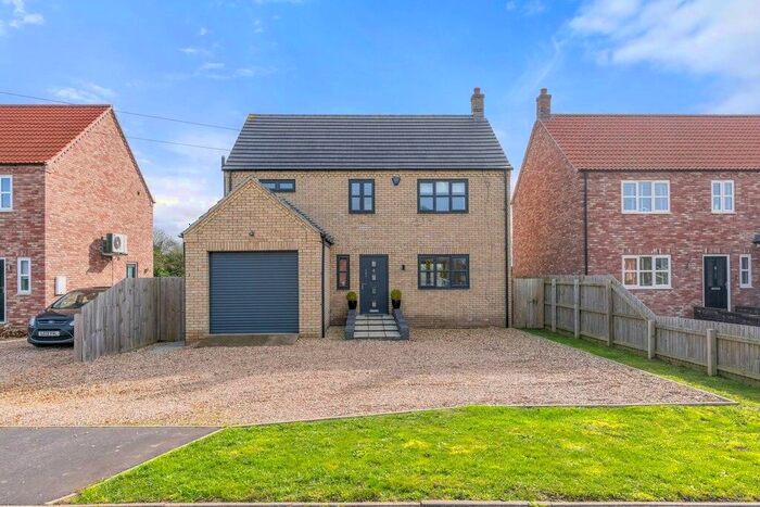 3 Bedroom Detached House For Sale In Smeeth Road, Marshland St James, Norfolk, PE14