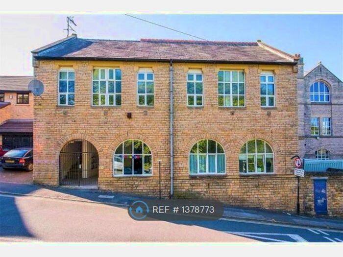 2 Bedroom Flat To Rent In St Mary's Loft, Sheffield, S6