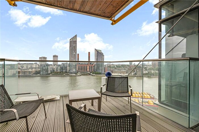 2 Bedroom Apartment For Sale In Battersea Church Road, London, SW11