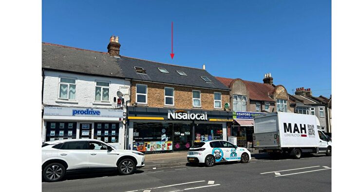 7 Bedroom Property For Sale In - Feltham Road, Ashford, TW15