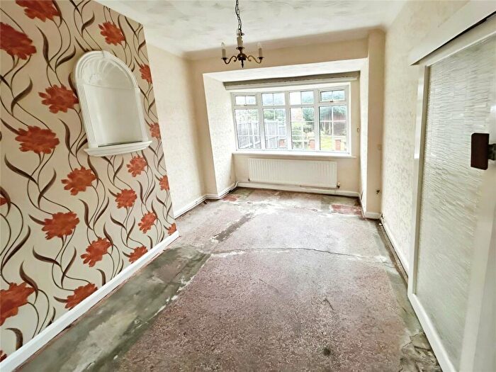 2 Bedroom Semi-Detached House For Sale In Central Avenue, Bucknall, Stoke On Trent, Staffordshire, ST2