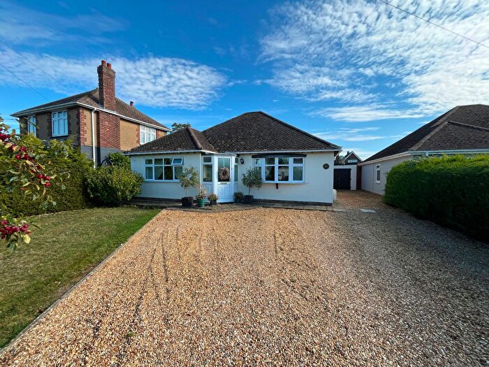 3 Bedroom Detached Bungalow For Sale In Wood Street, Doddington, PE15