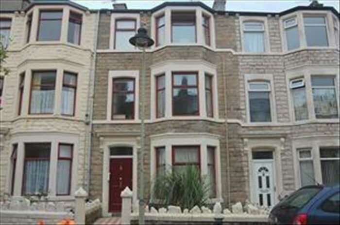 1 Bedroom Flat To Rent In Clark Street, Morecambe, Lancashire, LA4