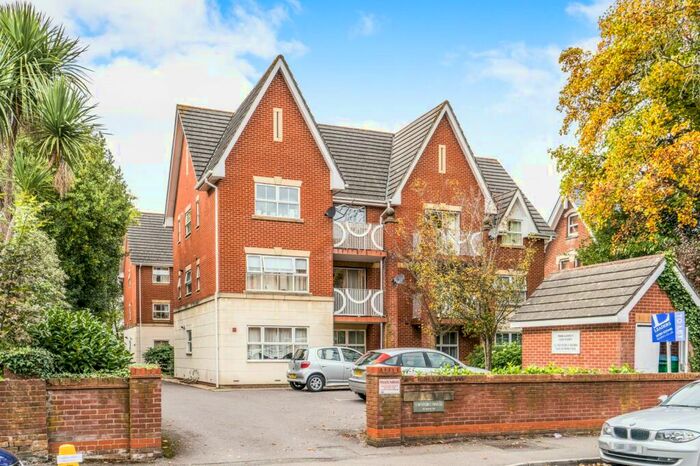 1 Bedroom Apartment To Rent In Twyford House, Hulse Road, Southampton, SO15