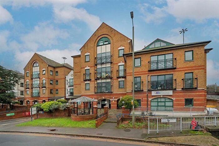 Studio To Rent In Brent Cross Gardens, Brent Cross Gardens, NW4