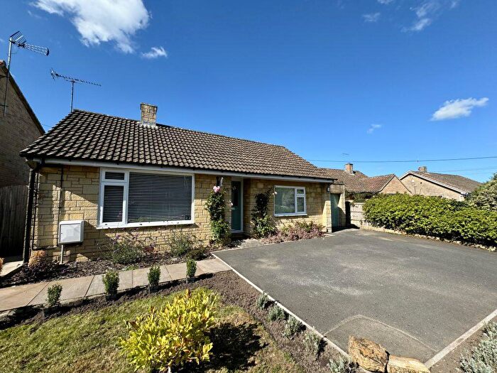 2 Bedroom Detached Bungalow For Sale In Vicarage Street, Tintinhull, Yeovil, Somerset, BA22