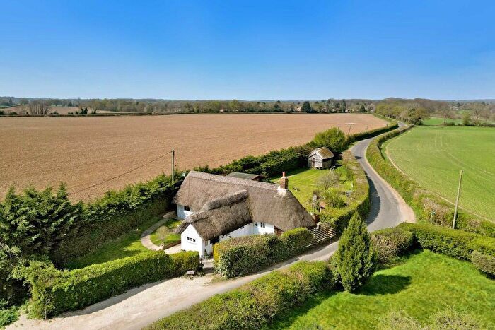 2 Bedroom Detached House For Sale In Picturesque Dunsden Hamlet *Reading Miles * Henley Mins Drive, RG4