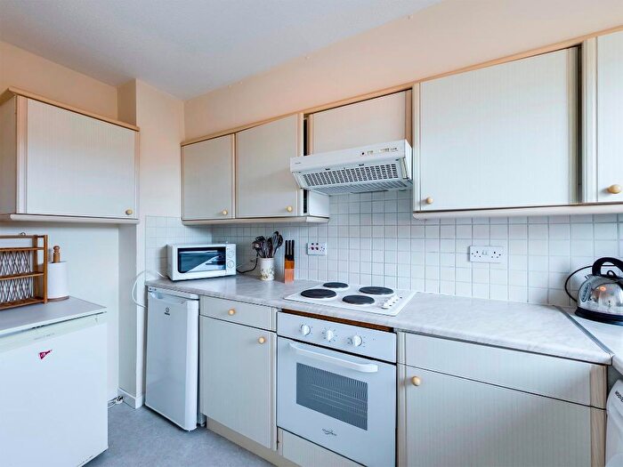 1 Bedroom Flat To Rent In Parkside Terrace, Edinburgh, EH16
