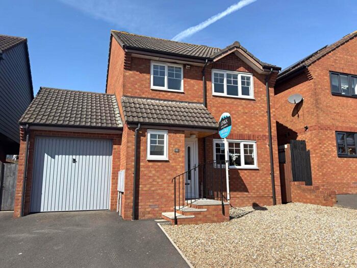 3 Bedroom Detached House For Sale In Chaucer Rise, Exmouth, EX8