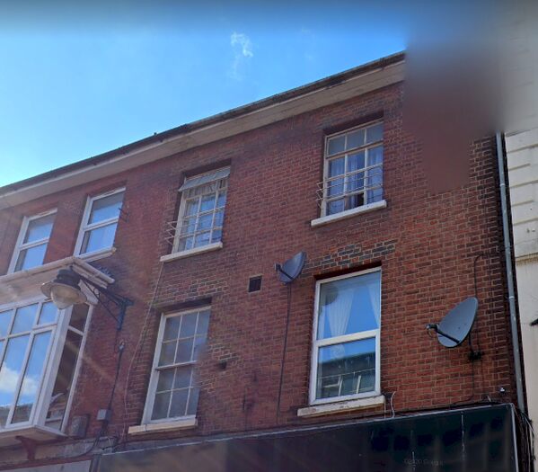 1 Bedroom Semi-Detached House To Rent In Wellington Street, Luton, LU1