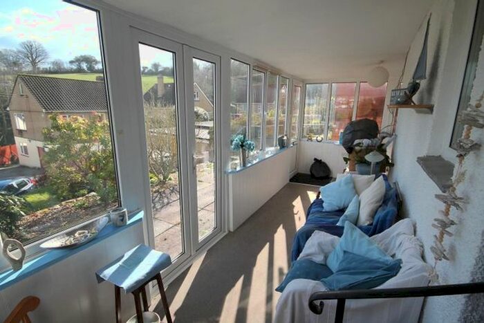 4 Bedroom Semi Detached Bungalow To Rent In Hillside Meadow, Penryn, TR10