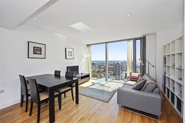 1 Bedroom Flat To Rent In Landmark West, Marsh Wall, E14