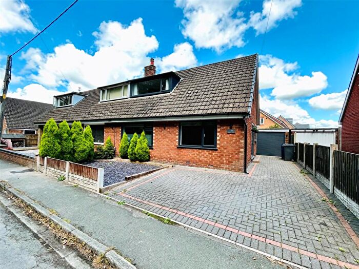 3 Bedroom Bungalow For Sale In Brindle Road, Bamber Bridge, Preston, Lancashire, PR5