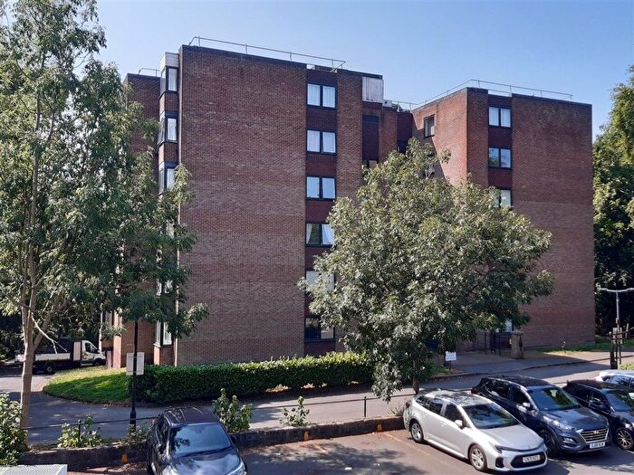 1 Bedroom Flat For Sale In Benwell Close, Benwell Grange, Newcastle Upon Tyne, NE15