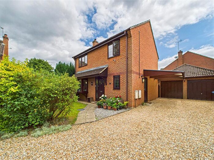 4 Bedroom Detached House For Sale In Azalea Gardens, Church Crookham, Fleet, Hampshire, GU52
