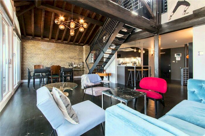 2 Bedroom Apartment To Rent In Tabernacle Street, Shoreditch, London, EC2A