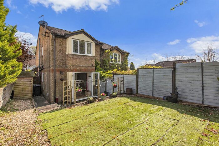 1 Bedroom Terraced House For Sale In Geralds Court, Geralds Road, HP13