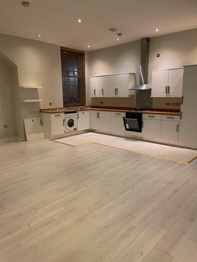 3 Bedroom Flat To Rent In St Martins Court, Leicester, LE1