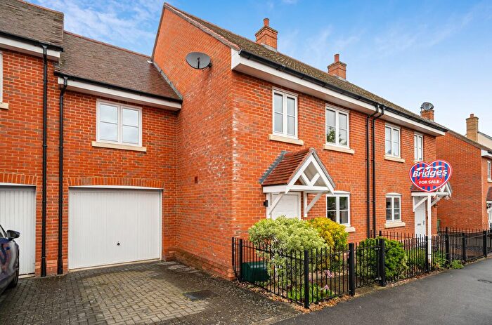 4 Bedroom Terraced House For Sale In Fire Station Road, Wellesley, Aldershot, Hampshire, GU11