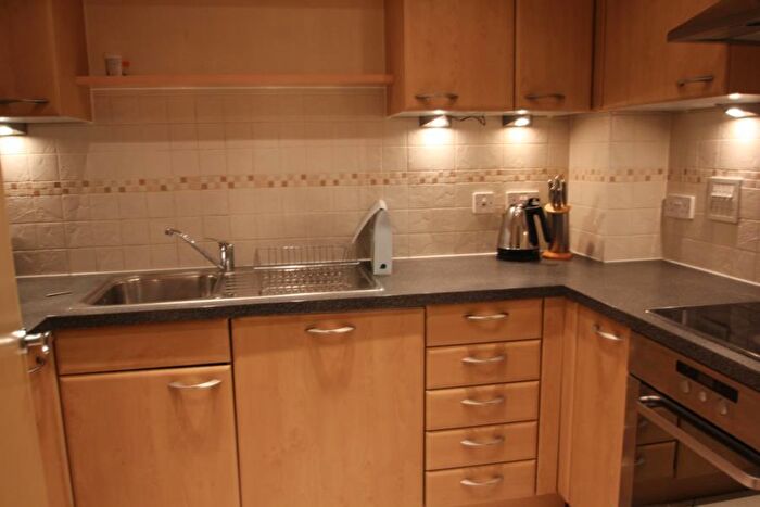 2 Bedroom Apartment To Rent In Woking, Surrey, GU22