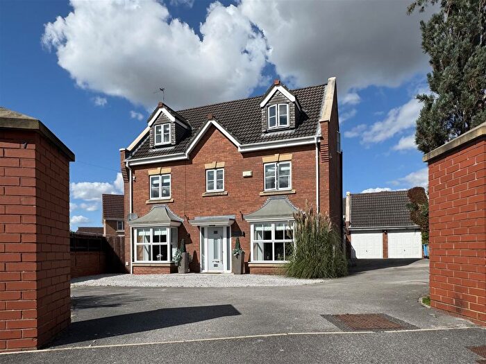 5 Bedroom Detached House For Sale In Alder Close, Brough, HU15