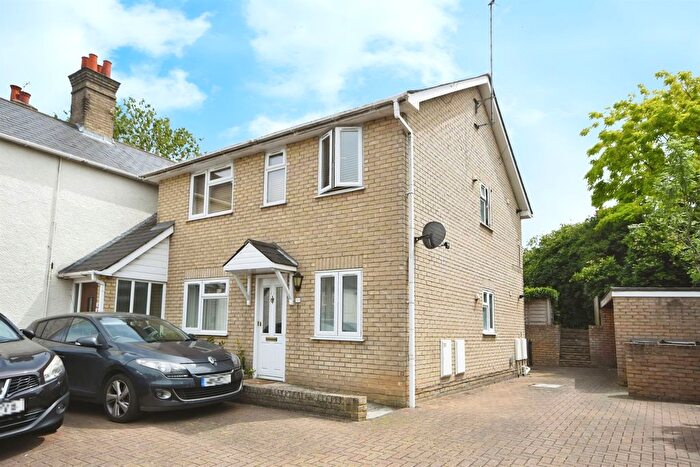 2 Bedroom Maisonette For Sale In Van Diemans Road, Chelmsford, CM2