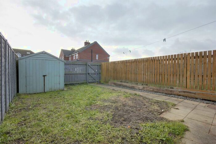 3 Bedroom Terraced House For Sale In Claytons Fold, Gilberdyke, HU15