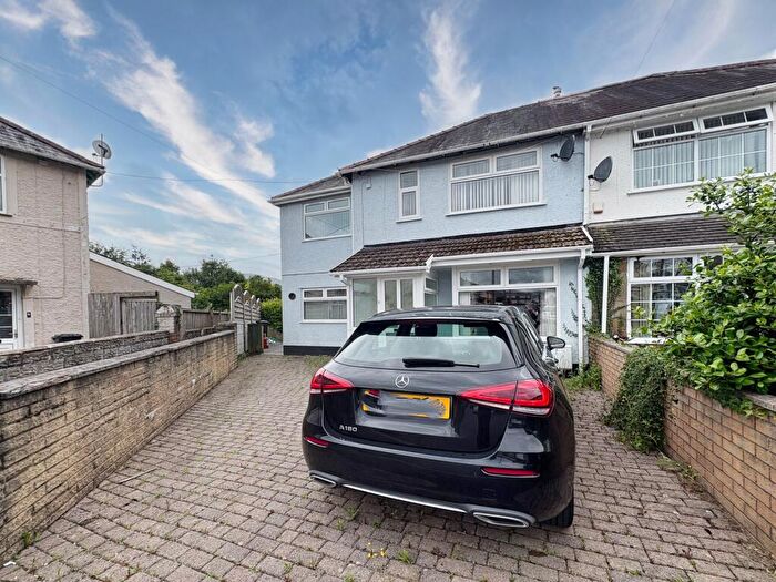 4 Bedroom Semi-Detached House For Sale In Robert Street, Glynneath, SA11