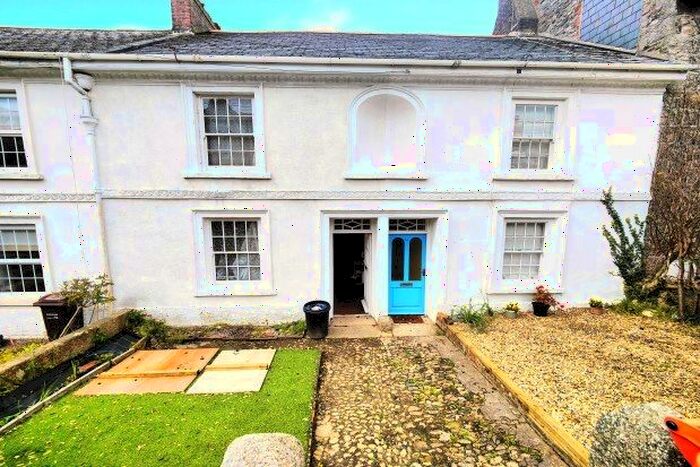 2 Bedroom Cottage To Rent In Godolphin Road, Helston, TR13