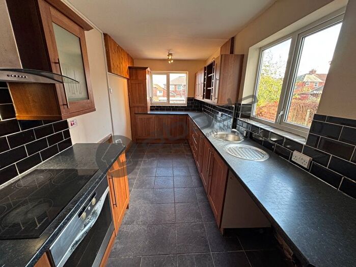 3 Bedroom Terraced House To Rent In Nelson Road, Doncaster, DN12
