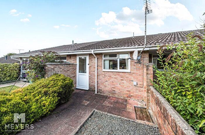 1 Bedroom Terraced House For Sale In Hillfort Close, Castle Park, Dorchester, DT1