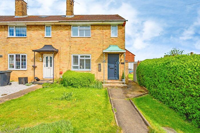 2 Bedroom End Terrace House For Sale In Hawthorn Lane, Hemel Hempstead, HP1