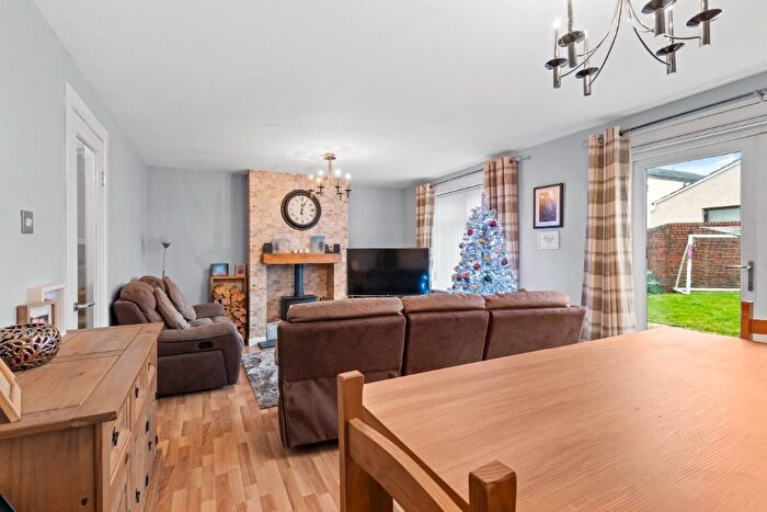 3 Bedroom End Of Terrace House For Sale In Craigmark Place, Irvine, North Ayrshire, KA11