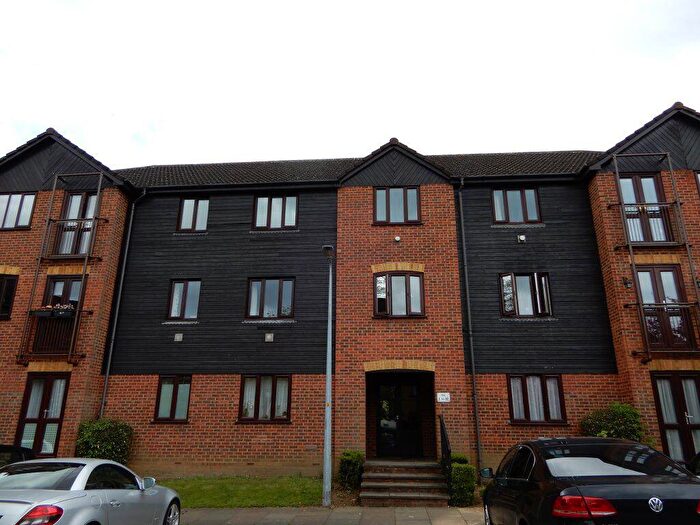 2 Bedroom Flat To Rent In Tippet Court, Stevenage., SG1