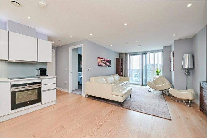 1 Bedroom Flat To Rent In Heritage Tower, East Ferry Road, E14