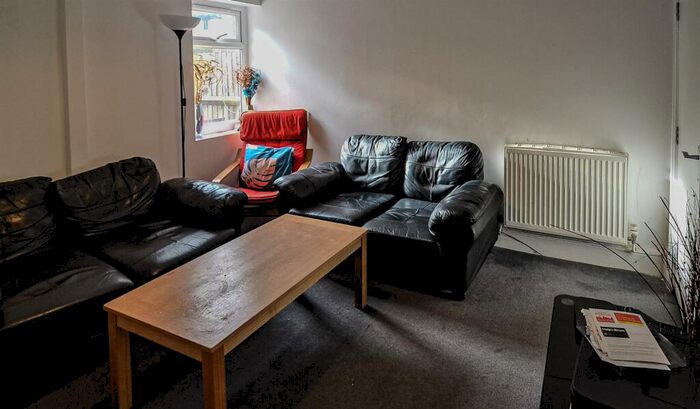 4 Bedroom Terraced House To Rent In Pershore Avenue Selly Oak, B29