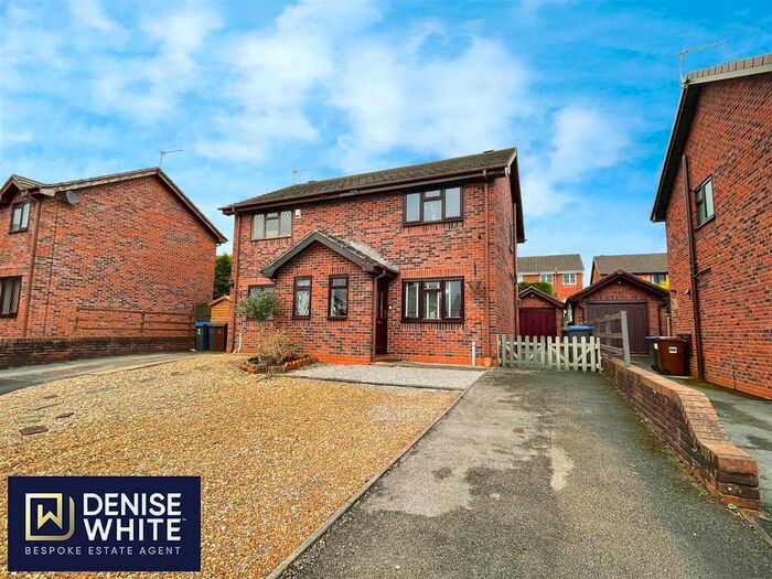 2 Bedroom Semi-Detached House For Sale In Hardy Close, Cheadle, ST10