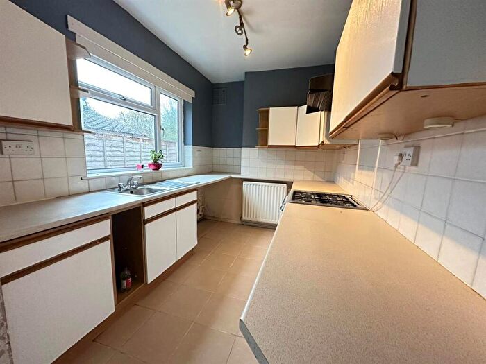 2 Bedroom Terraced House To Rent In Dudley Road East, Tividale, Oldbury, B69