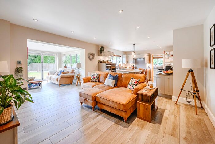 4 Bedroom Detached House For Sale In Shrewsbury Road, Cockshutt, SY12