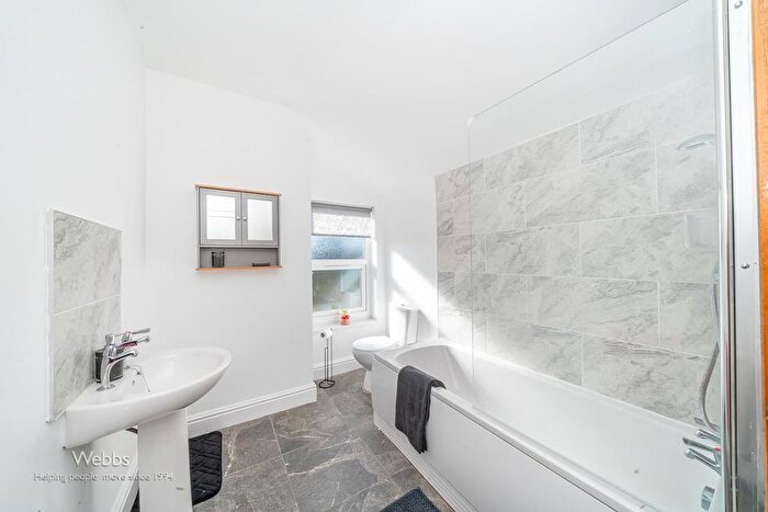 2 Bedroom Terraced House For Sale In Broad Lane, Bloxwich, Walsall, WS3