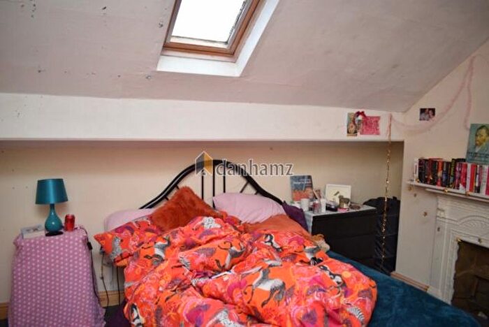 7 Bedroom Property To Rent In Brudenell Road, Hyde Park, Leeds, LS6